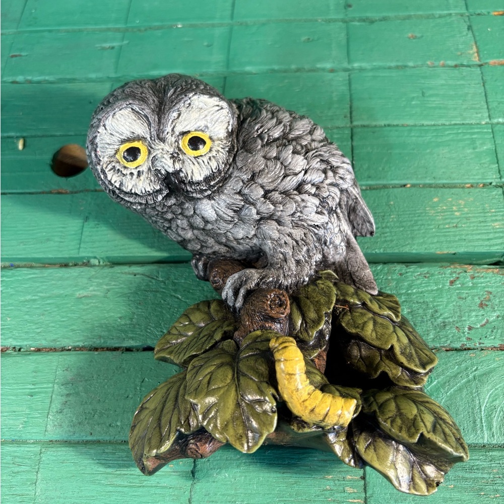 Charming Gray Owl Decor with Green Leaves